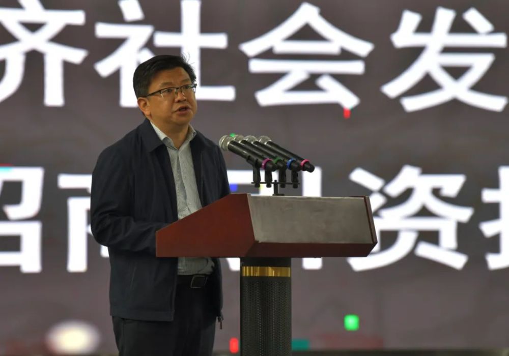 今天,余庆敲定两件大事!