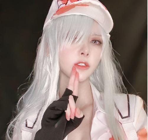 coser确实不赚钱魔王一月开播60个小时真要重新做主播了