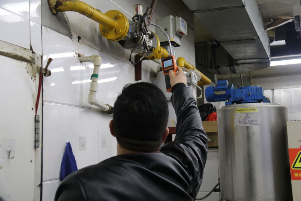 海阳加强人员密集场所燃气管理严查餐饮燃气安全