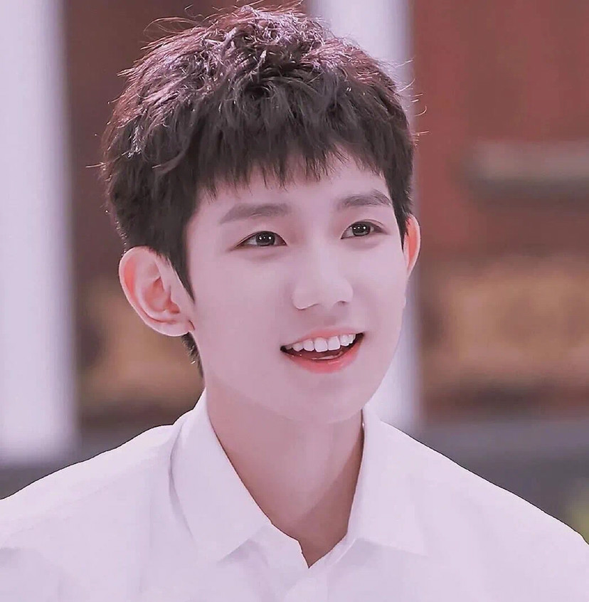 爱豆王源头像满天繁星有我想成为的那道光王源