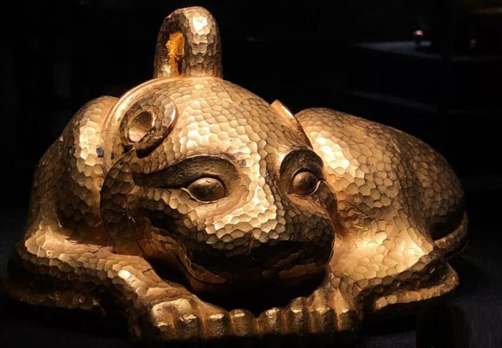 农民上交的五大国宝级文物,有人只获奖5双手套,有人却获奖百万