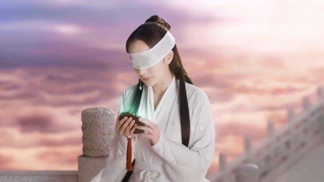 白浅跳下诛仙台,为何出现在十里桃林而不是青丘?