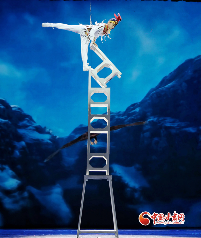 杂技多彩民族风在兰上演建党百年春绿陇原文艺展演再掀热潮