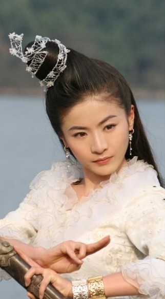 当年在《金玉良缘》为唐嫣作配,如今整容到完全没有辨识度,令人唏嘘