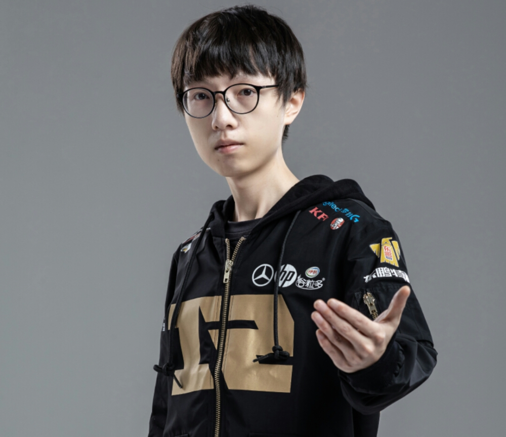 lolrng官宣mlxg重回rng上野连体无人可破uzi的机会来了