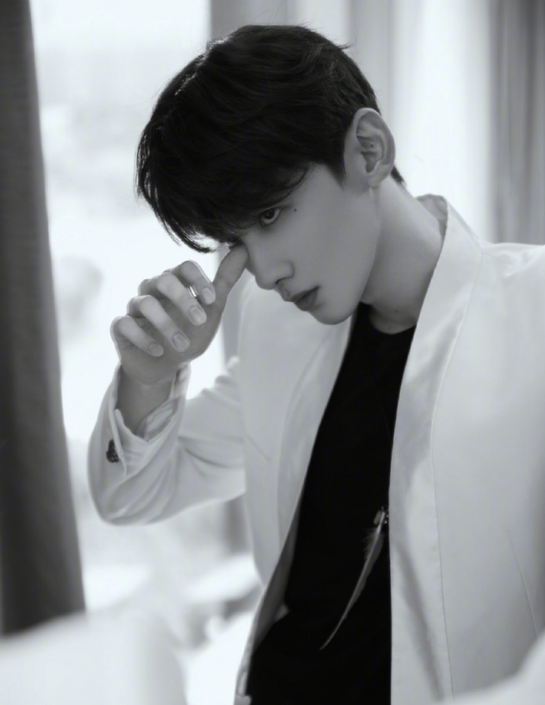 白敬亭真帅清酒系少年的魅力清澈又有力量