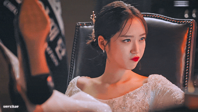 顶楼2疯批美人周锡京掌握观众缘的美貌密码是这些