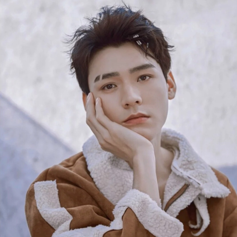 龚俊头像,才不是花蝴蝶,俊俊子太可爱啦!