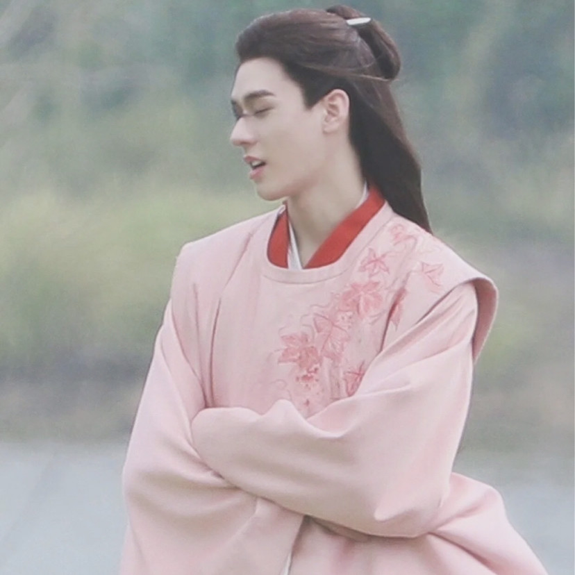 龚俊头像,才不是花蝴蝶,俊俊子太可爱啦!