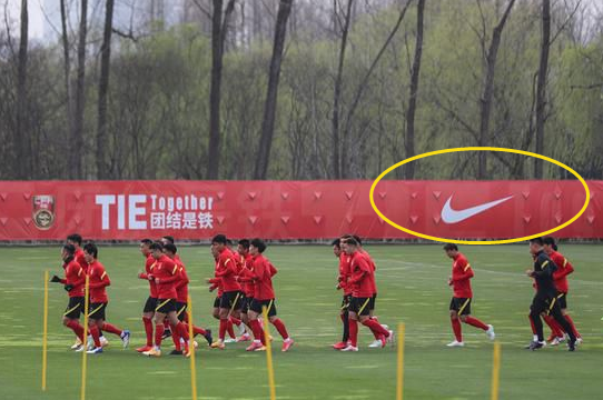 5大科技巨头纷纷下架耐克,郭艾伦,姚明,足协还在等什么?