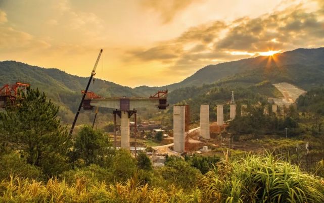 昌景黄高铁有新进展江西这3条铁路预计年底前通车