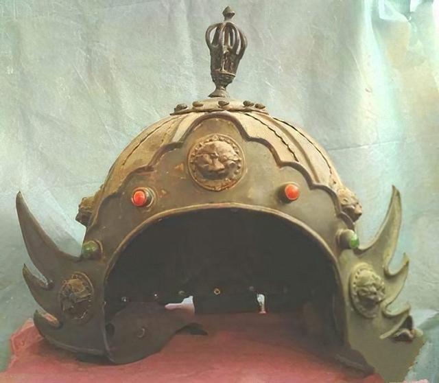 古代武将头盔为何都有枪尖,它究竟有何作用?不得不佩服古人智慧