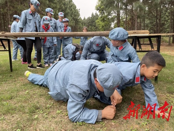 蒸湘区模拟重走长征路让红色故事扎根学生心中