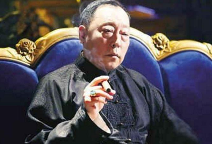 青帮创始人黄金荣被绑架绑匪勒索50根金条儿媳只给49根