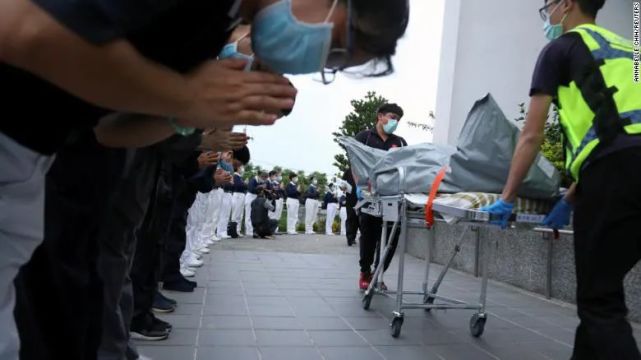 台火车出轨50多人遇难罹难司机两年前刚逃过一劫事故频发暴露了啥