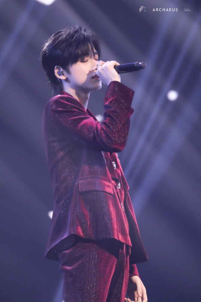 宋亚轩少年onfire第二季第一次公演舞台高清照片|小宋老师太鲨我了