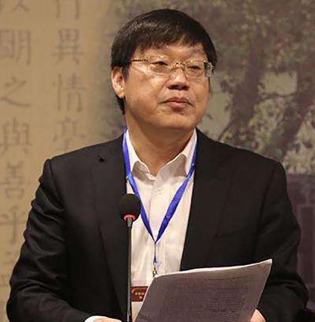 青海首富肖永明从开直升机回老家到禁坐高铁他是如何倒下的