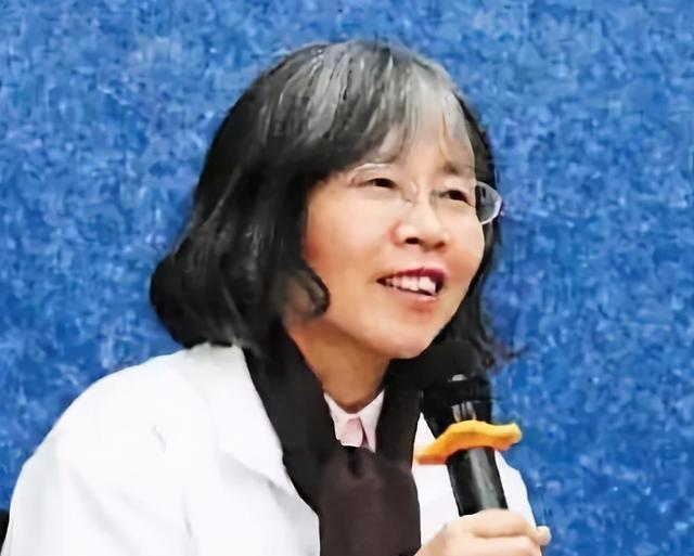 诺奖热门作家残雪我们的文化摧毁毒害了我们的天才