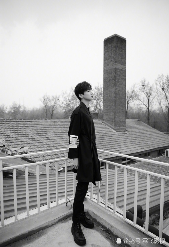 白敬亭黑白虚实大片太帅了,好喜欢看这种氛围大片我直接嗨帅哥!