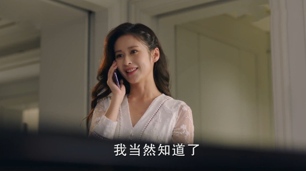 《陪你一起长大》:颖儿生活卑微,内心空虚,虚荣的生活真不易