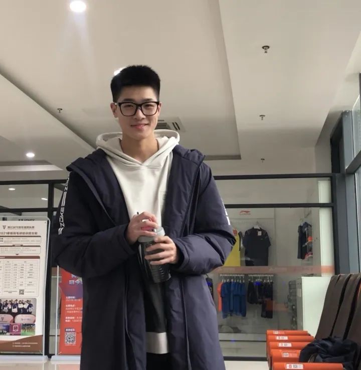 杭高小伙刚刚拿下多个全国冠军!16岁,身高1米9,从来不吃炸鸡