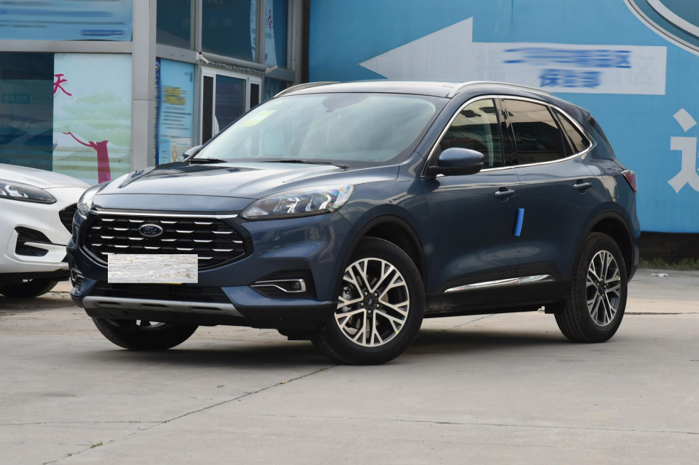 不到17万的新款福特suv动力强标配四驱加速很爽操控很棒