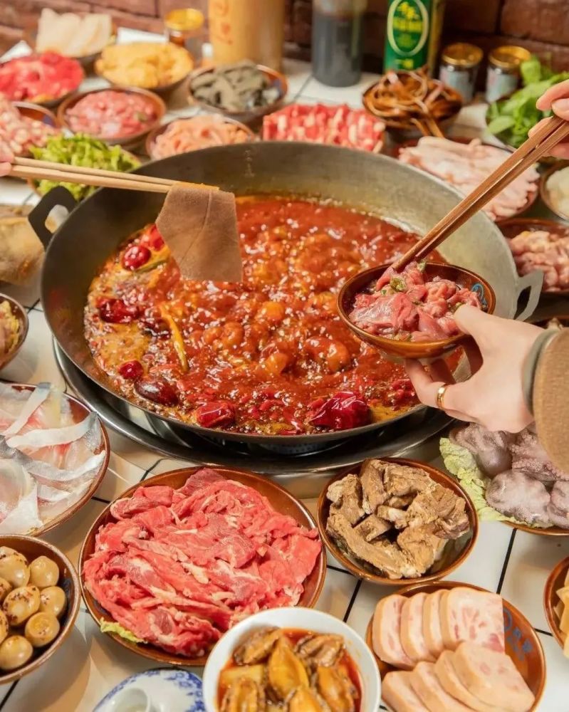 成都首家烧菜火锅新店开业劲爆福利等你拿