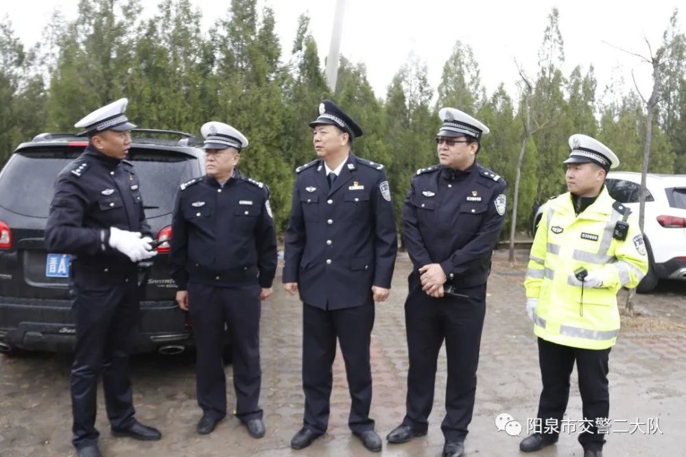 【我为群众办实事】交警二大队圆满完成清明节祭扫勤务交通安保工作