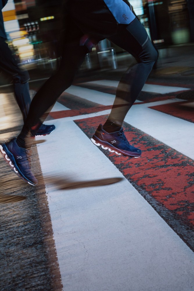 神秘黑武士跑鞋全新on昂跑cloudace发售来自瑞士的王者