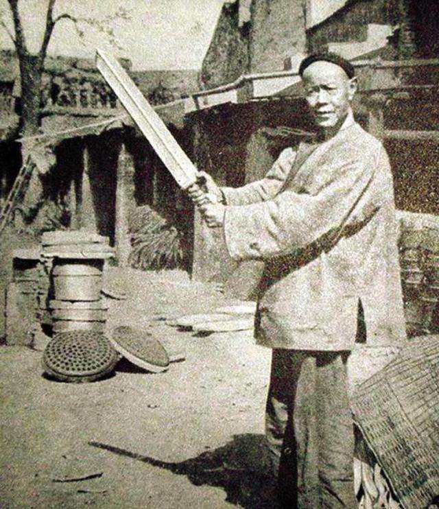 莫言檀香刑之腰斩诡异血腥残忍的清末库银失窃腰斩案