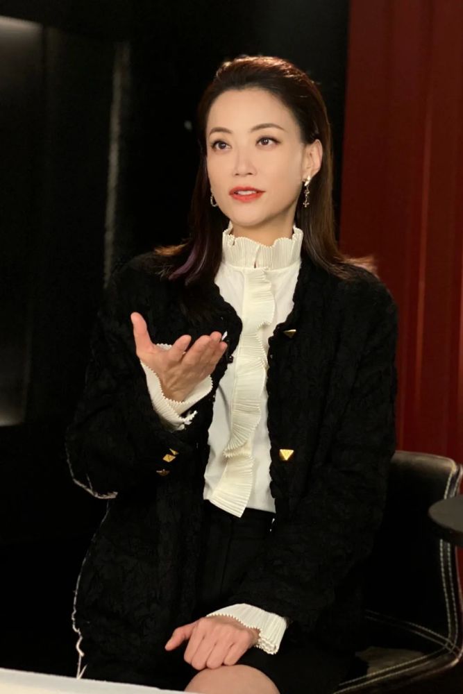 美过天后拒嫁富豪香港最后一位金牌经纪人值得c位出道