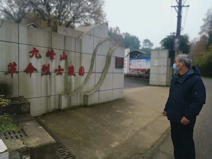 一年了,李文亮妻子的朋友圈,我还是不敢看……_腾讯新闻