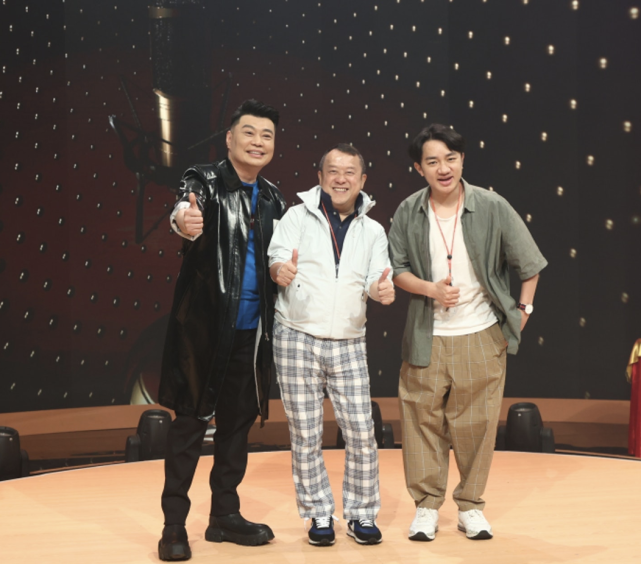 阮兆祥重返tvb任主持,离巢两年赞叹变化大,重逢王祖蓝颇有感触