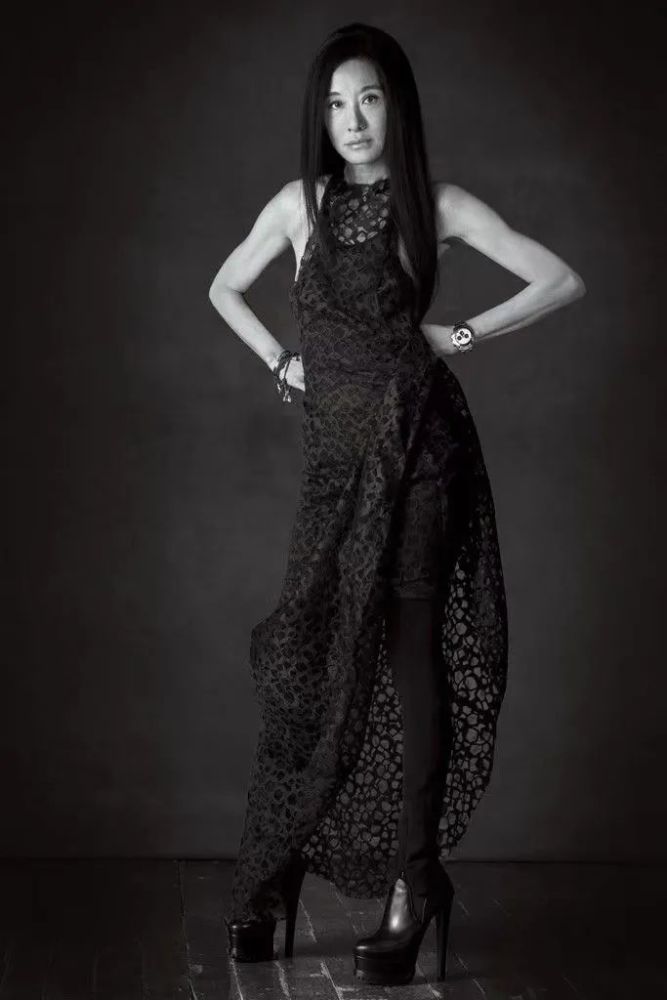 verawang百万婚纱试穿丨伊万卡杨幂郭碧婷同款凭什么那么贵