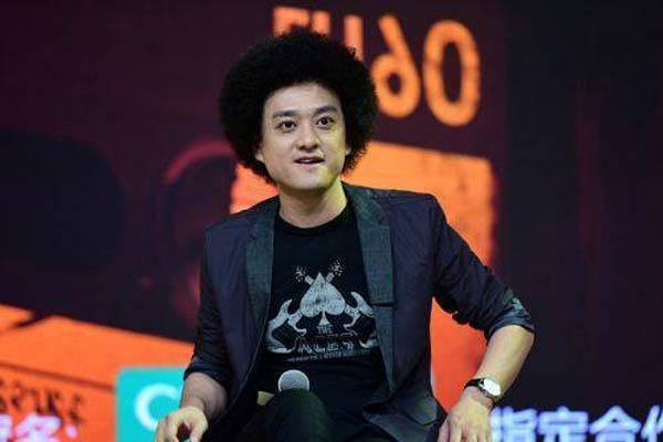 而近日,娱乐圈又一歌手因病去世,他就是马来西亚知名创作歌手黄国俊.