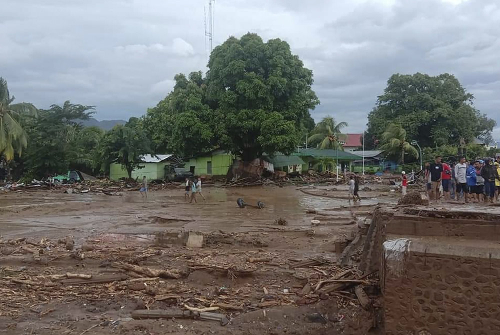 外代一线印度尼西亚暴雨引发的山洪已造成44人死亡