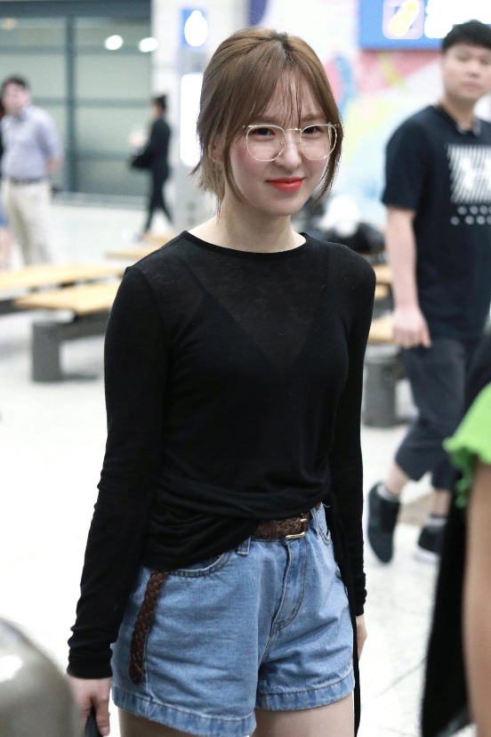 精通多国语言的学霸redvelvet的主唱孙承完