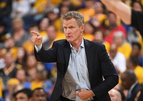 NBA众星如何评价乔丹，詹姆斯尽显谦逊，无愧联盟第一人