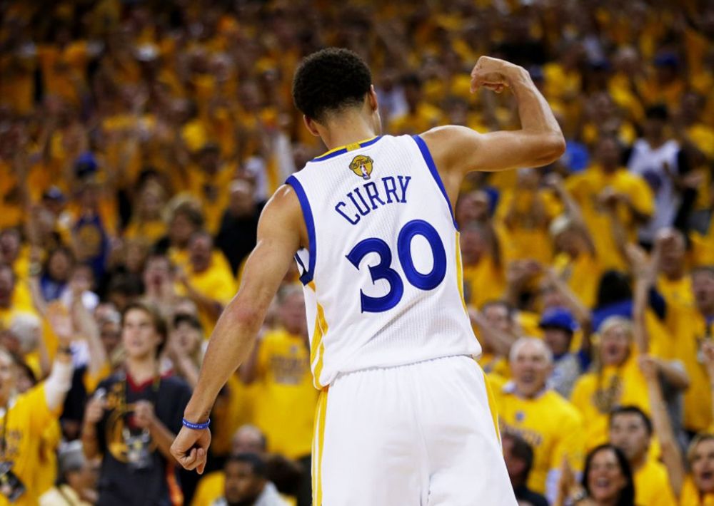 真以为NBA人人是巨星了？现役400多人，也就3个超巨！
