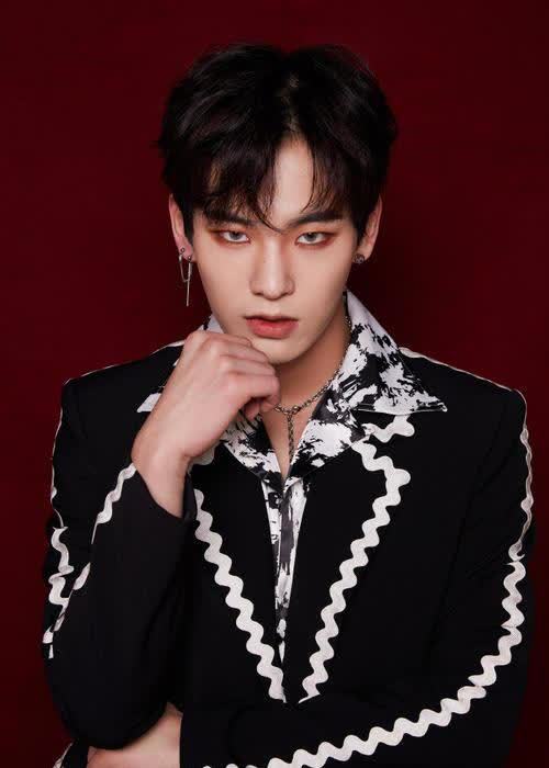 例如,现在还在养病却被前女友认为是逃避的肖宇梁,曾经和肖宇梁有过一