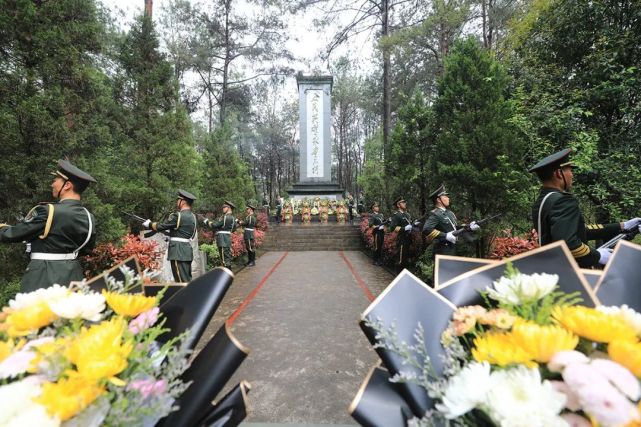 徐荣明烈士请入列