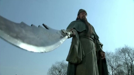 关羽斩华雄为何速度如此之快是关羽的刀太快还是华雄武力不敌