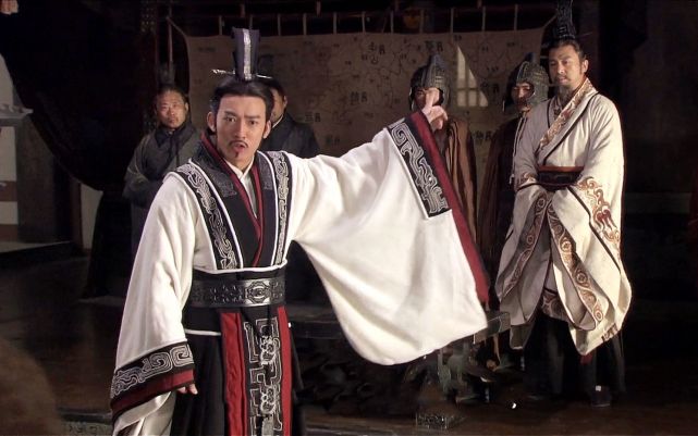 秦国名相范雎的起浮人生让敌国君主折服却被本国极尽羞辱