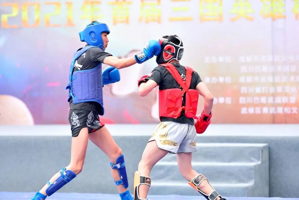 三国英雄排行榜_武侯站|“三国英雄榜”百年金章擂台赛热血开赛