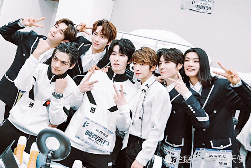 国外参赛选手必须有三位成员出道,因为这次《创4》要走国际男团路线