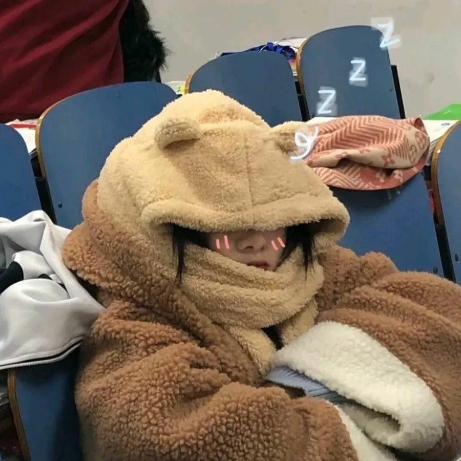 精选100张搞怪沙雕女孩头像