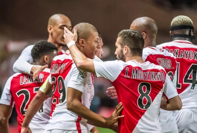 法国杯摩纳哥vs梅斯法甲老牌豪门复苏摩纳哥剑指双冠王