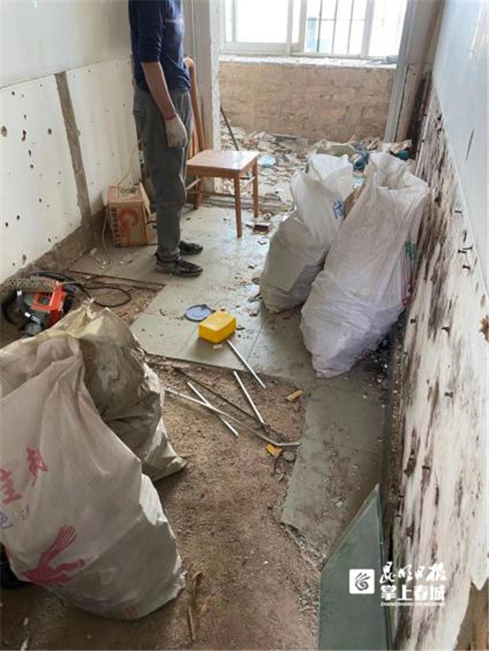 装修扰民引起邻里矛盾盘龙区网格员这样做