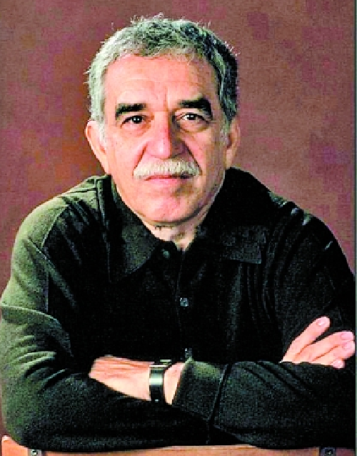 他的作者是哥伦比亚的作家马尔克斯,他是拉丁美洲魔幻现实主义文学的