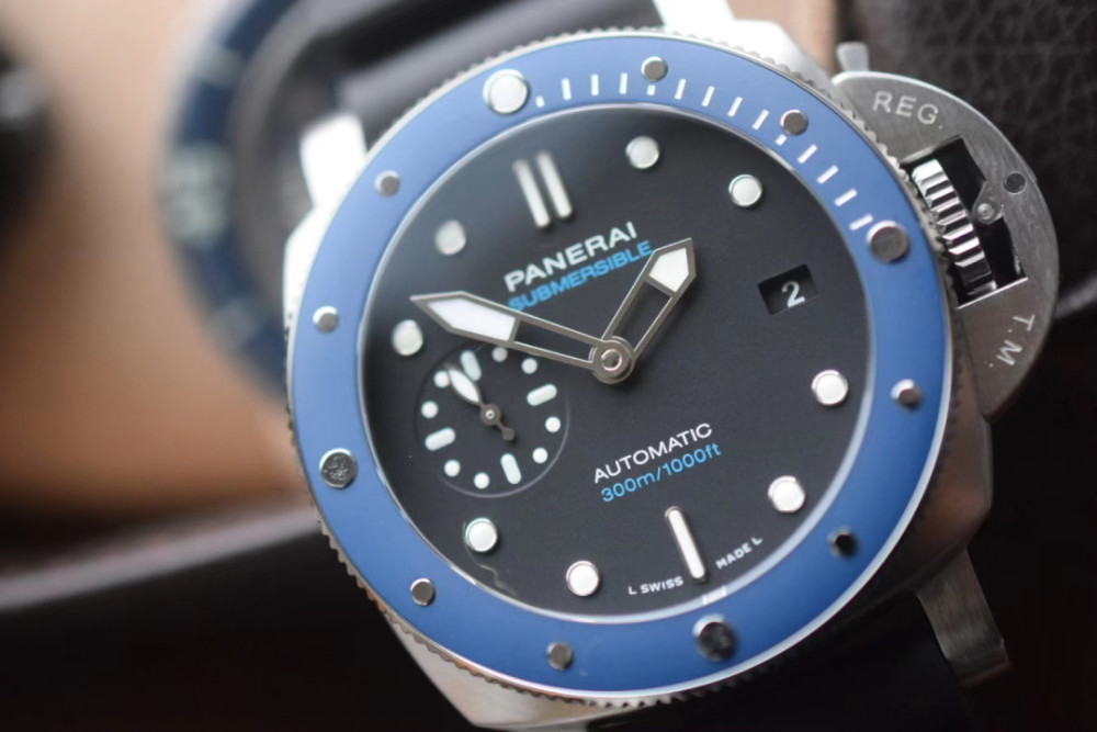 号称小蓝鬼的沛纳海pam1209腕表确实与众不同